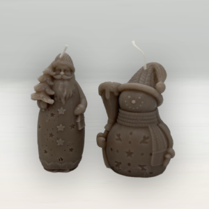 Kerstman met sneeuwpop